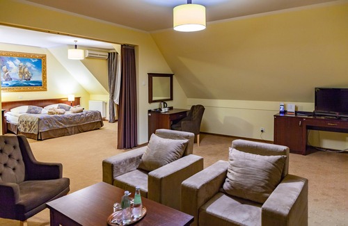 Stare Sady Hotel | Hotel Robert's Port