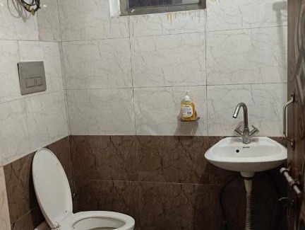 New Delhi Hotel | Hotel Rose - Dwarka Sec 8