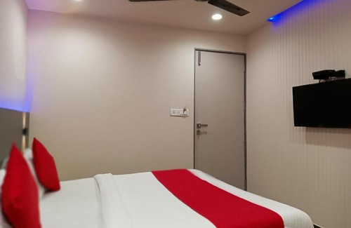 Surat Bed & Breakfast | Hotel Royal Rituals