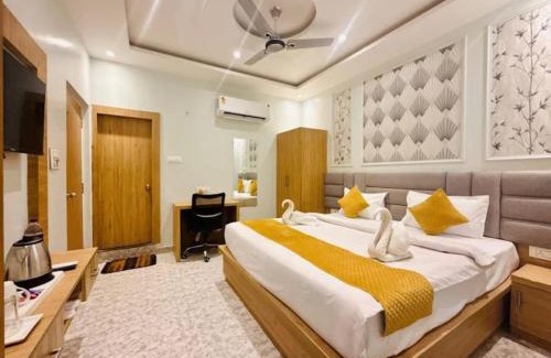 Patna Hotel | Hotel Rudra Residency