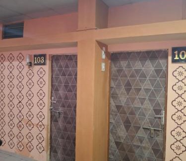 Ahmedabad Hotel | Hotel runway rest