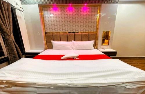 Dumdum Hotel | Hotel Runway View Near Airport