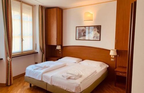 Stresa Hotel | Hotel Saini with Air conditioning