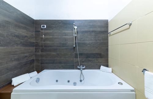 Torre del Greco Hotel | Hotel Sakura