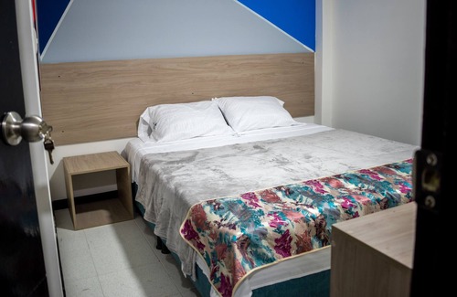 Engativa Hotel | Hotel Santo Tomas Bogota