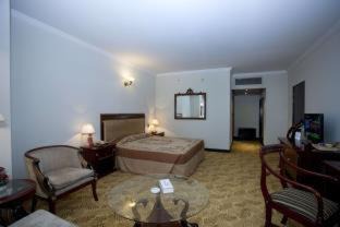 Banani Hotel | Hotel Sarina