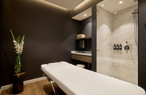 Old Town Hotel | Hotel Saski Krakow, Curio Collection by Hilton