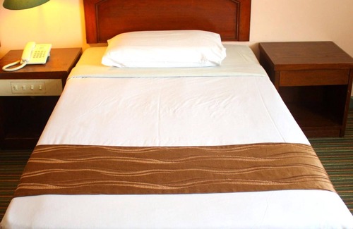 Taman Dato Haji Abdul Samad Hotel | Hotel Seri Malaysia Port Dickson