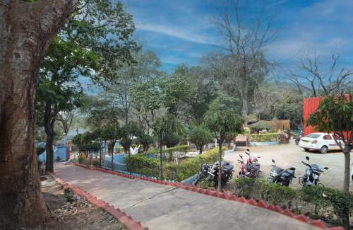 Asansol Hotel | Hotel Shantinivas Maithon near Maithon Dam Boat Ghat