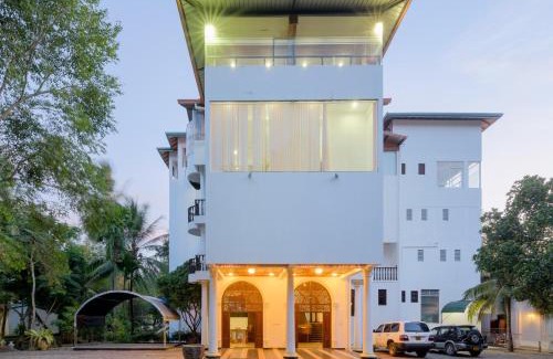 Sevanagala Hotel | Hotel Sobana Lake front