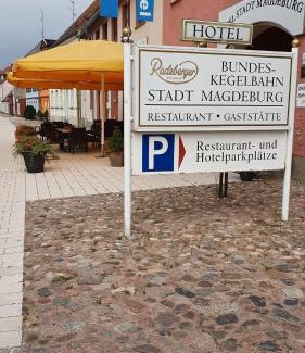 Perleberg Hotel | Hotel Stadt Magdeburg