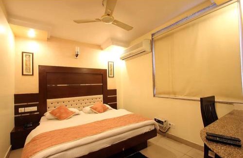 Paharganj Hotel | Hotel Star Pink' Couple friendly'Near rk ashram metro