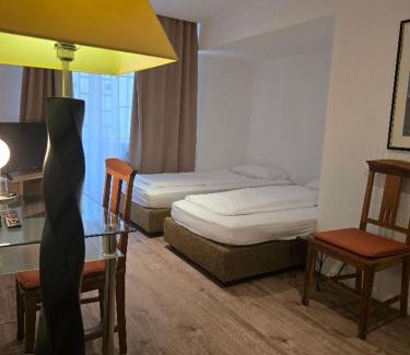 Pempelfort Hotel | Hotel Stern - Self Check-In