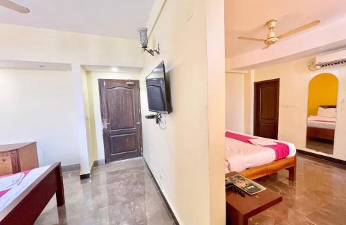 Puri Hotel | Hotel Surya Beach inn ! PURI near-sea-beach-and-temple fully-air-conditioned-hotel with-lift-and-parking-facility - 3