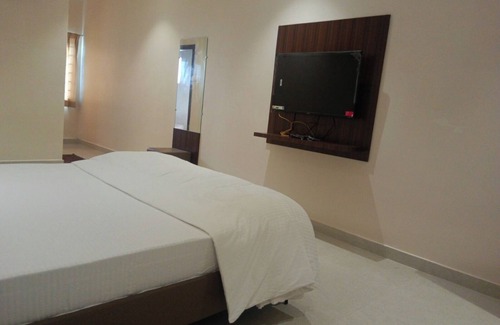 Bapatla Hotel | Hotel Surya Grand