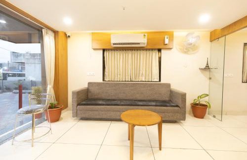 Rajkot Hotel | HOTEL THE GRAND DIPAK