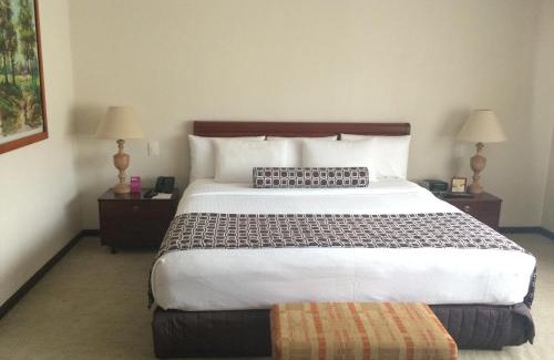 Centro International Hotel | Hotel Torre Monserrate