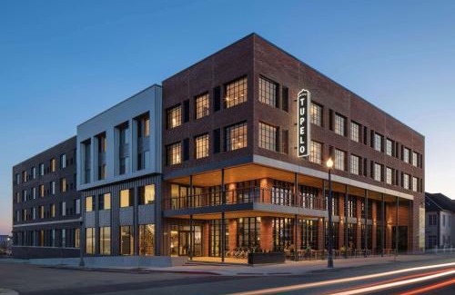 Tupelo Hotel | Hotel Tupelo, a Wyndham Hotel