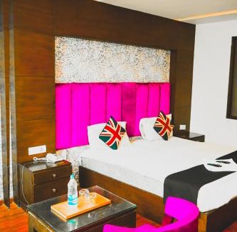 Sainik Farm Hotel | Hotel Twenty Four In Malviya Nagar