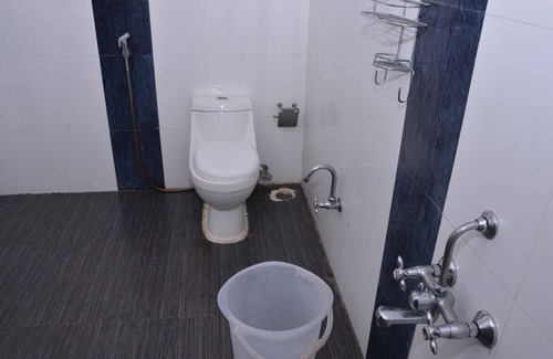 Thiruparankundram Hotel | Hotel Vaani Villa By Royal Stay