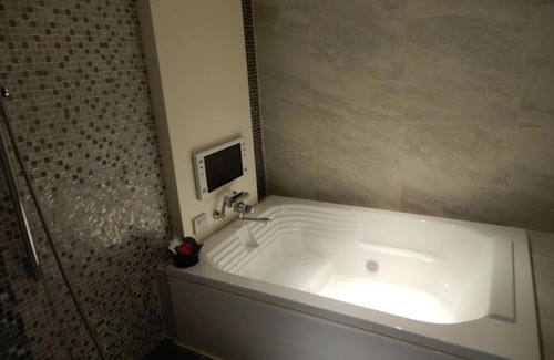 Naka Ward Hotel | HOTEL VERSYS (Adult Only)