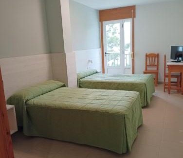 Portomarin Hotel | Hotel Villa Jardín
