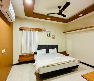 Maheshwar Hotel | Hotel Vrinda Maheshwar