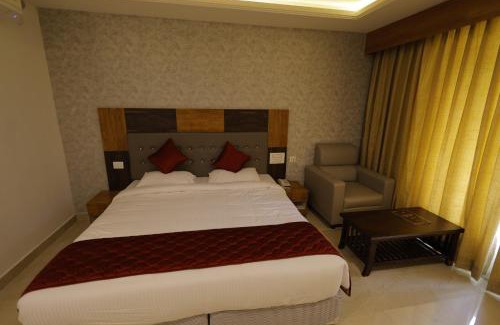 Tirupati Hotel | Hotel Woodside Prestige