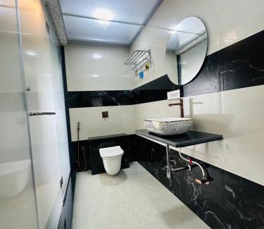 Kharadi Hotel | Hotel WooW Suites Kharadi Bypass