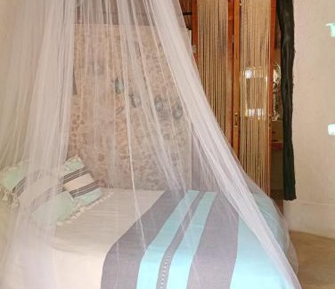 Izamal Hotel | Hotel y Museo Aldea Maya Toktli Orígenes - Casa Maya Toh - Alberca, Wifi Starlink, Tour Museo
