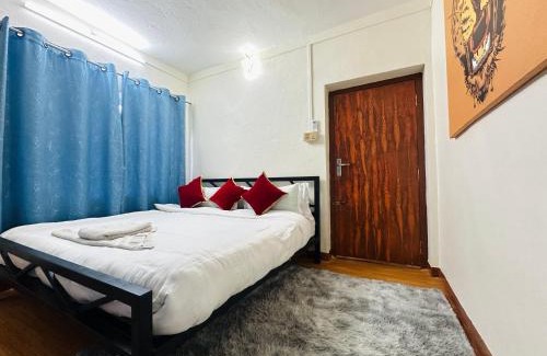 Thamel Hotel | hotel yog - Budget Backpacker Stay With Yoga in Thamel, Kathmndu
