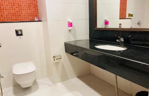 Pipra Dewas Hotel | Hotel Yuvraj Dx