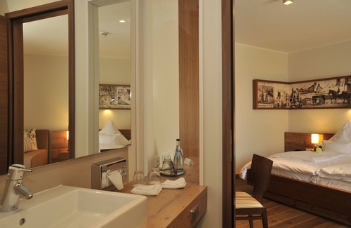 Zeiskam Hotel | Hotel Zeiskamer Muehle