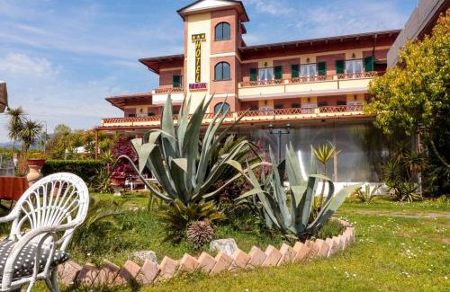 Cinquale Hotel | Hotel Zeno