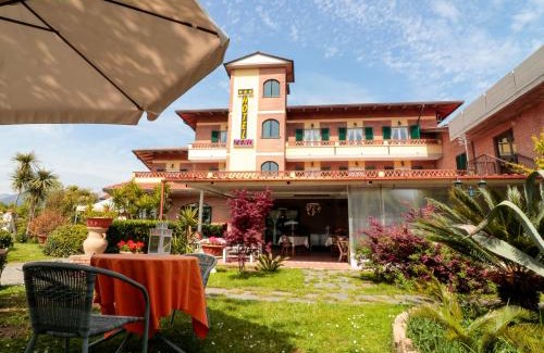 Cinquale Hotel | Hotel Zeno