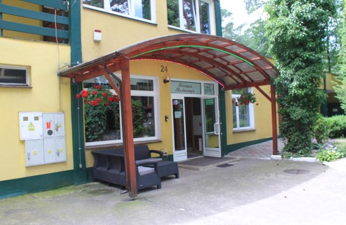 Turawa Resort | Hotel Zielony & OW Borowik & Pensjonat Manhattan - Centrum Rekreacji i Wypoczynku GASTROTUR