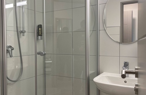 Bad Saeckingen Hotel | Hotel zur Flüh, Self Check-in