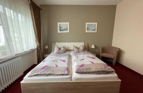 Minheim Hotel | Hotel Zur Mosel