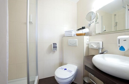 Bergerhausen Hotel | Hotel zur Riss