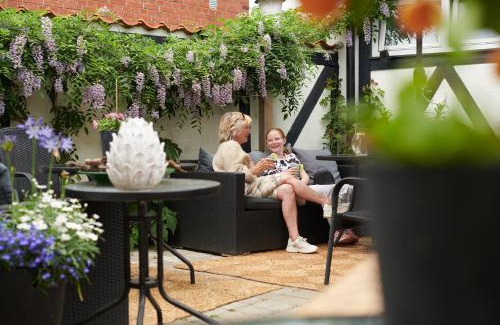 Ystad Hotel | Hotell Bäckagården