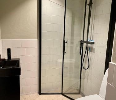Hallevik Hotel | Hotell Hanöhus Hällevik