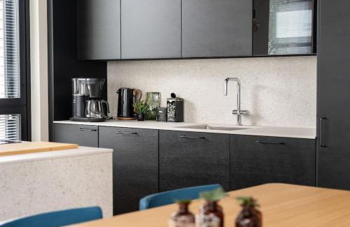Tampere Apartment | Hotellitason kodikas 90 m2 huoneisto