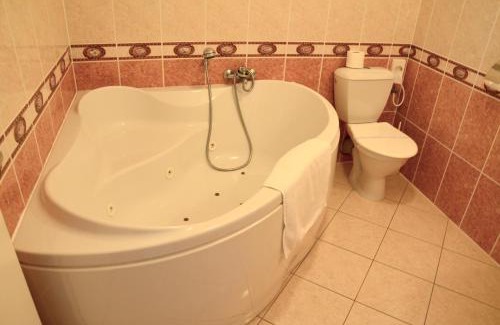 Zvole Hotel | Hotelový resort Šikland