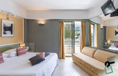 San Felice Circeo Hotel | Hotiday Room Collection - Circeo