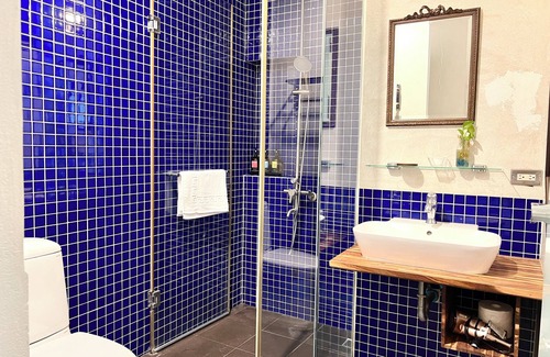 West Central District Bed & Breakfast | Hour Roots