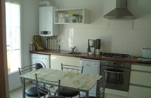 Merville-Franceville-Plage House | house with garden in gated, sea and shops accessible on foot