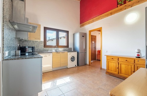 Riudecanyes Ski Chalet | House 1 Farigola with swimming pool. 15 ' from Port Aventura! and the beaches.