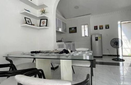 Comuna 2 House | House 10 minutes from Rodadero and other beaches.