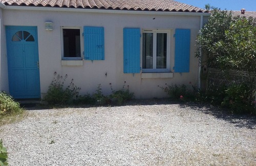 La Cotiniere House | House 100 m from the beach