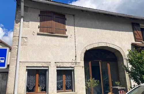 Charchilla House | House 2 km from Lac de Vouglans